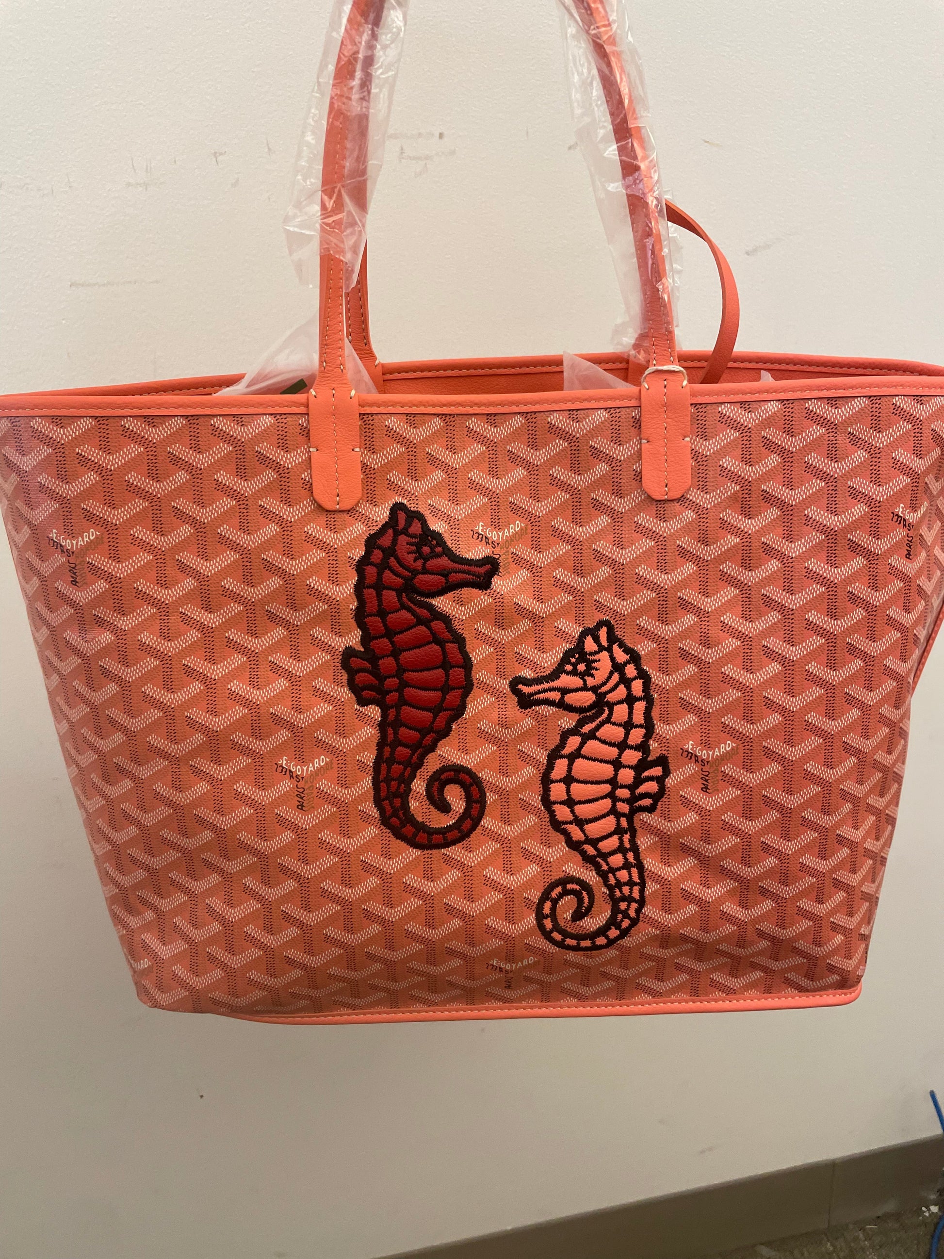 Goyard Anjou PM Seahorse Embroidery Coral Goyardine Canvas and Chevroches Calfskin PHW - Bob Flawless Skincare 