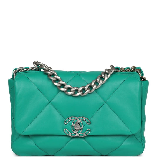 Chanel Medium 19 Flap Green Lambskin Mixed Metal Hardware - Bob Flawless Skincare 