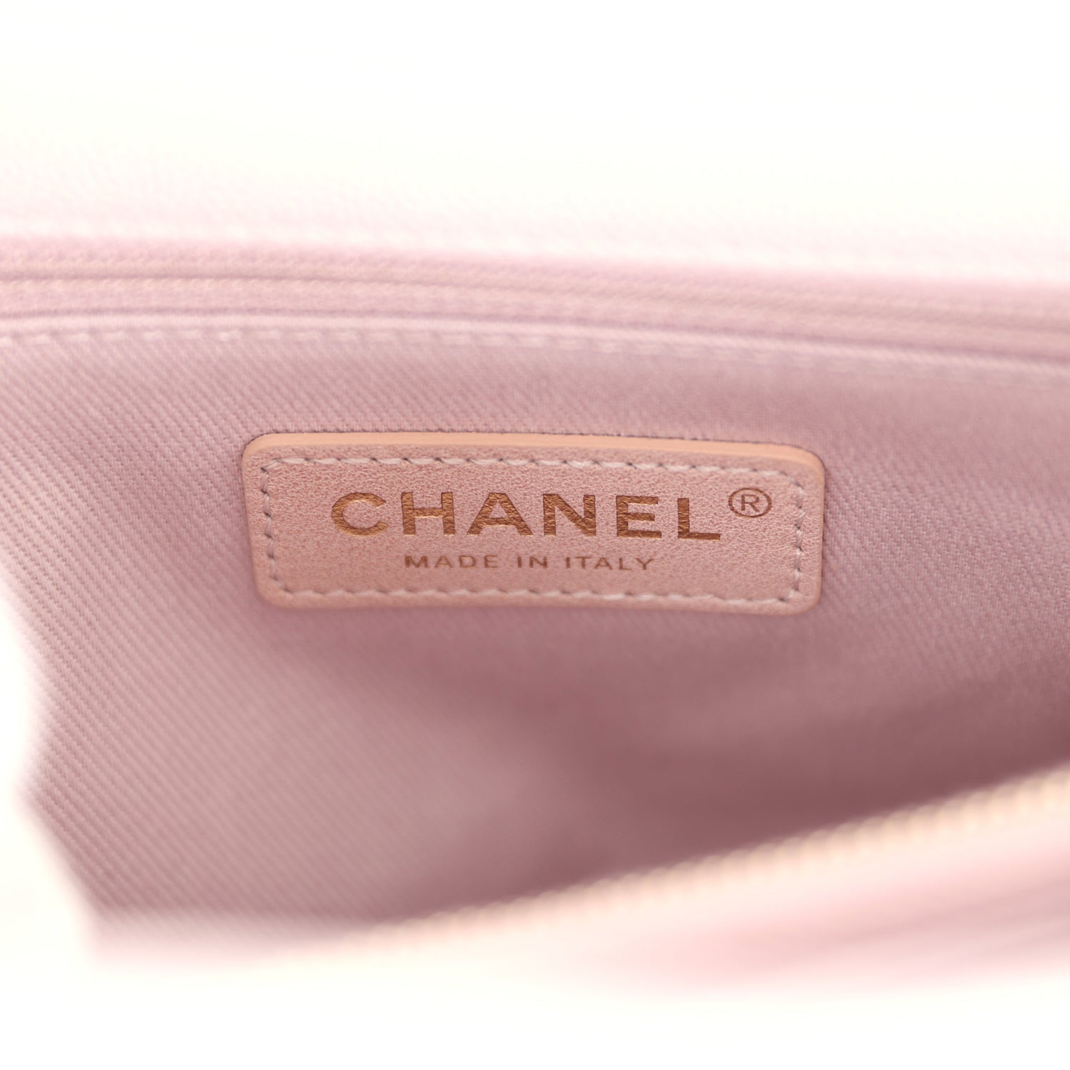 Pre-owned Chanel Medium Coco Handle Flap Bag Light Purple Caviar Light Gold Hardware - Bob Flawless Skincare 