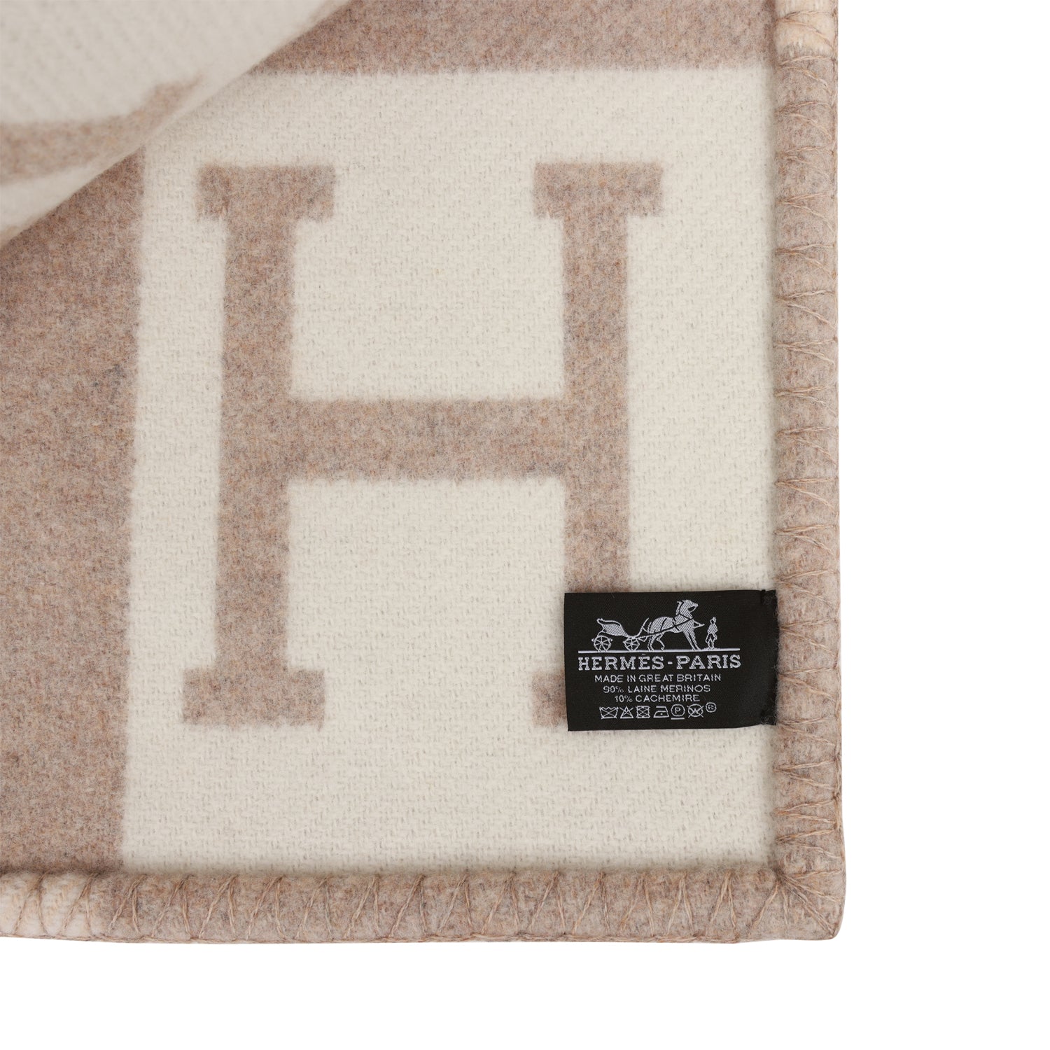 Hermes "Classic Avalon" Coco and Camomille Blanket - Bob Flawless Skincare 