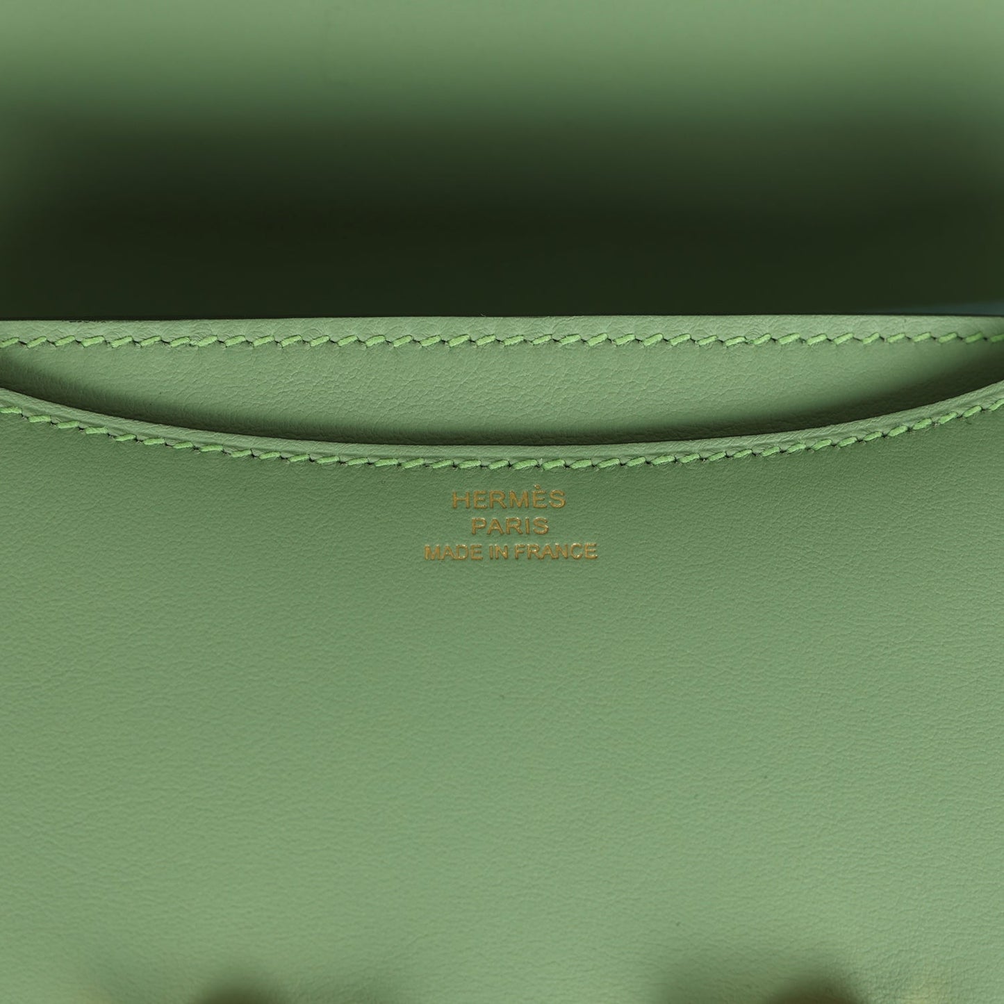 Hermes Constance 18 Vert Criquet Swift Gold Hardware