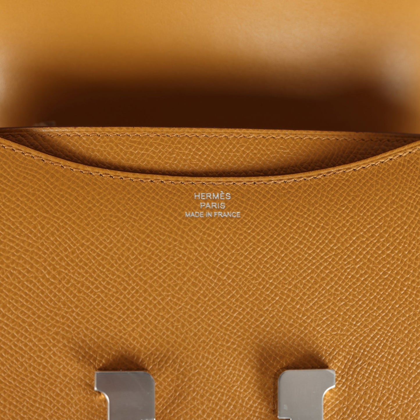 Hermes Constance 18 Sesame Epsom Palladium Hardware