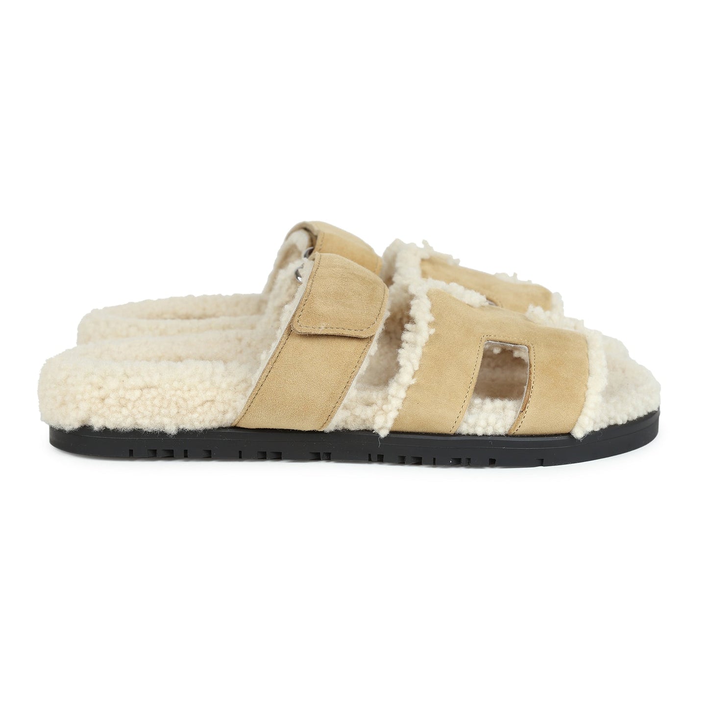 Hermes Chypre Techno Sandal Beige Albatre/Ecru Shearling and Suede Palladium Hardware 36 EU