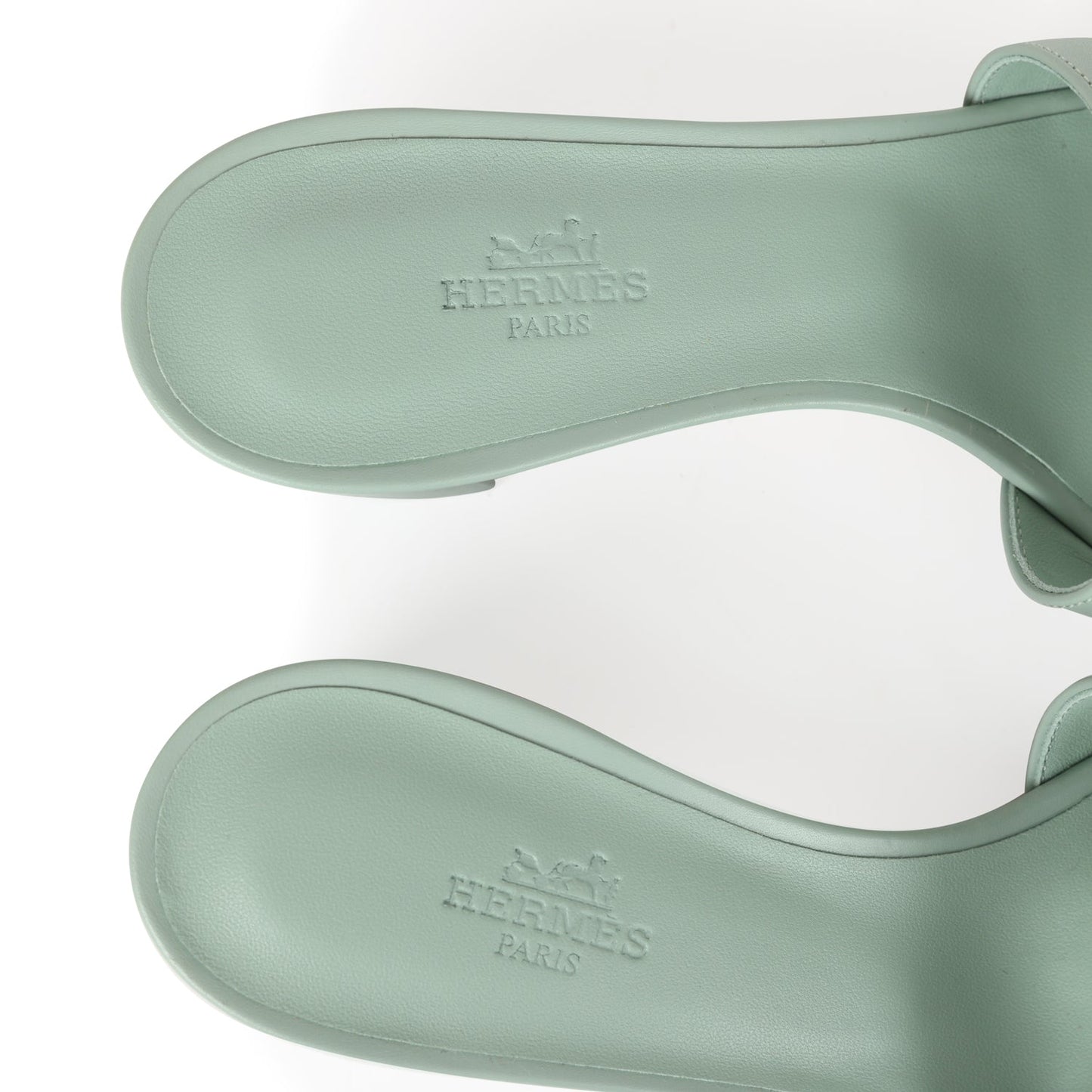 Hermes Oasis Sandal Vert D'eau Calfskin 37 EU - Bob Flawless Skincare 