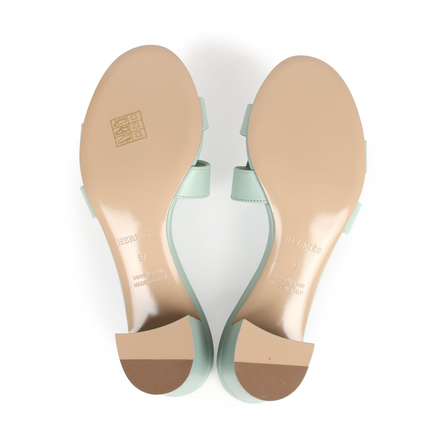 Hermes Oasis Sandal Vert D'eau Calfskin 37 EU - Bob Flawless Skincare 